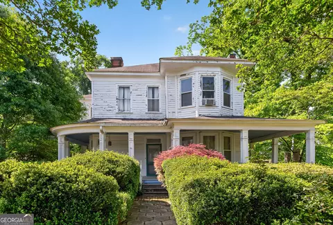 187 Morgan St, Senoia, GA 30276