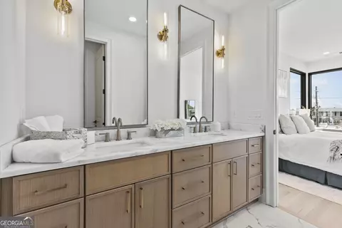 Bath - 1962 8th St #5, Chamblee, GA 30341 photo 7 of 7