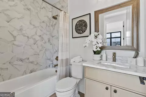 Bath - 1962 8th St #5, Chamblee, GA 30341 photo 1 of 7