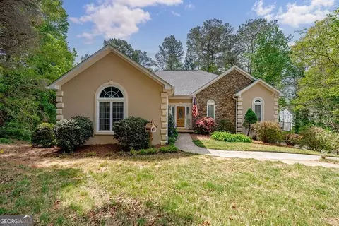 9146 Hidden Vly, Douglasville, GA 30135