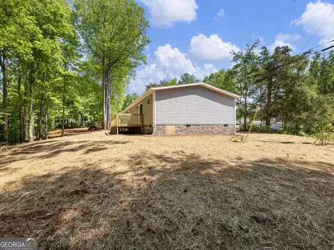 Exterior - 5228 Bogus Rd, Gainesville, GA 30506 photo 2 of 7