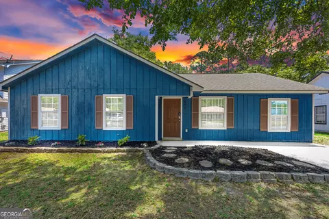 202 Lisa Ln, Saint Marys, GA 31558