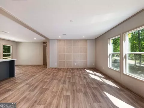 Living - 3045 Fowler Rd, Gainesville, GA 30501 photo 1 of 7