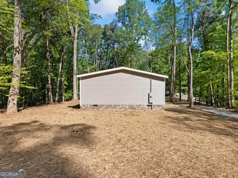 Exterior - 3045 Fowler Rd, Gainesville, GA 30501 photo 5 of 10