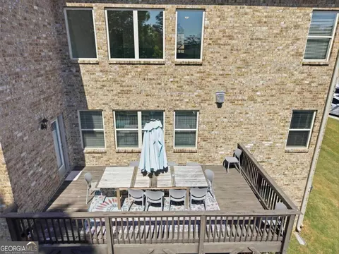Exterior - 604 Augusta Dr, Fairburn, GA 30213 photo 11 of 12