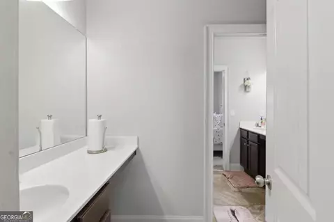 Entry Way - 604 Augusta Dr, Fairburn, GA 30213 photo 14 of 17