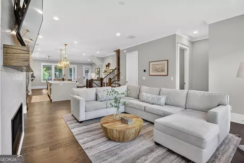 Living - 1295 Markham Rd, Brookhaven, GA 30319 photo 1 of 2