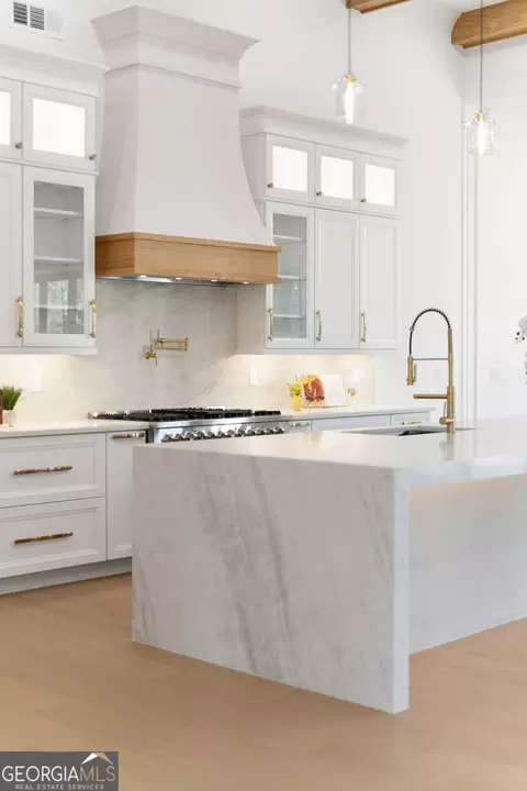 Kitchen - 2366 Wall Rd, Monroe, GA 30655 photo 8 of 15