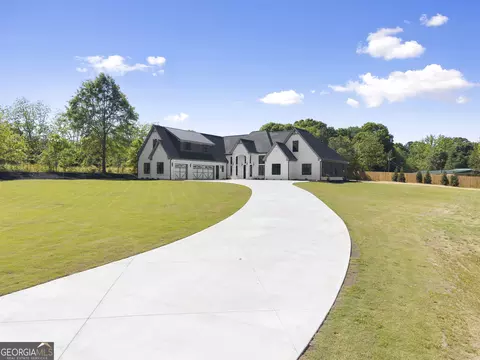 Exterior - 2366 Wall Rd, Monroe, GA 30655 photo 7 of 54