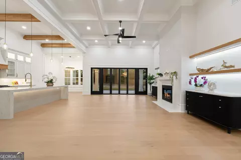Living - 2366 Wall Rd, Monroe, GA 30655 photo 6 of 10