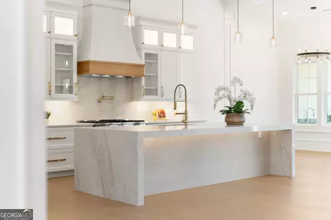 Kitchen - 2366 Wall Rd, Monroe, GA 30655 photo 3 of 15