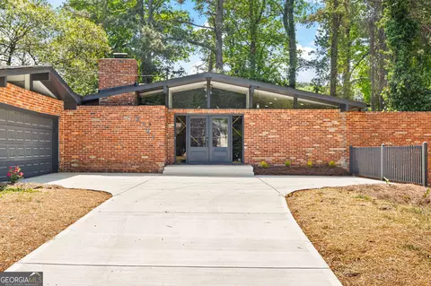 3721 Greentree Farms Dr, Decatur, GA 30034
