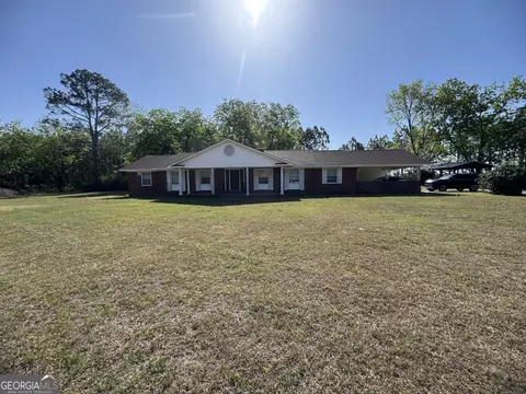 7290 Nevils Groveland Rd, Pembroke, GA 31321