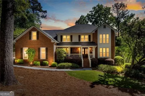 7585 Hunters Woods Dr, Atlanta, GA 30350