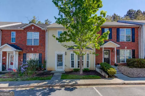 2776 Valley Green Dr, Gainesville, GA 30504