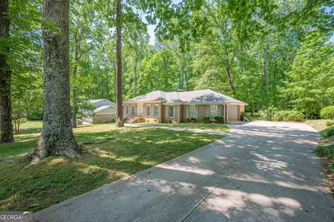 3928 Cloudland Dr SE, Smyrna, GA 30082
