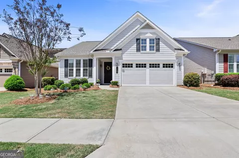 330 Chestnut Oak Dr, Peachtree City, GA 30269