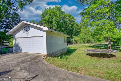 Exterior - 205 Laurel St, Griffin, GA 30224 photo 9 of 15