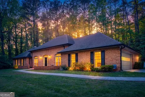 1664 Lilburn Stone Mountain Rd, Stone Mountain, GA 30087