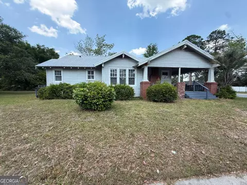 713 Quaterman St, Waycross, GA 31501