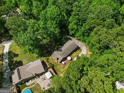 242 Lake Somerset Dr NW, Marietta, GA 30064