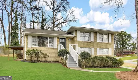 3040 Barksdale Cir, East Point, GA 30344