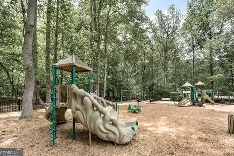 View/Area - 175 Woodcliff Dr, Suwanee, GA 30024 photo 2 of 5