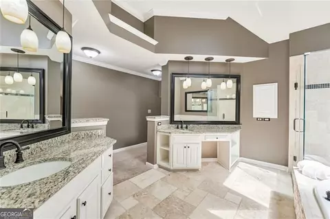 Bath - 175 Woodcliff Dr, Suwanee, GA 30024 photo 4 of 9