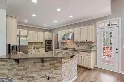 Kitchen - 175 Woodcliff Dr, Suwanee, GA 30024 photo 1 of 4