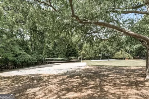 Exterior - 175 Woodcliff Dr, Suwanee, GA 30024 photo 13 of 13