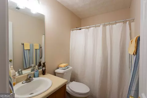 Bath - 325 Clearbrook Dr, Covington, GA 30016 photo 3 of 4