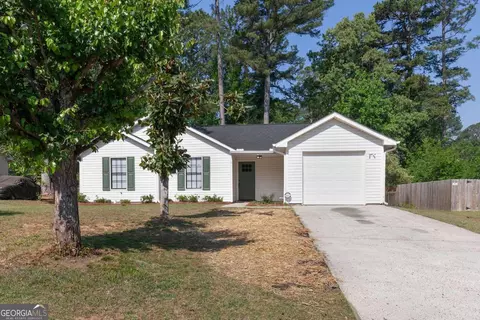 240 Chase Woods Cir, Jonesboro, GA 30236