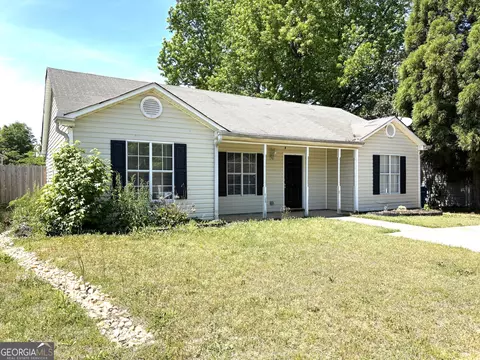 286 Courtyard Cir, Winder, GA 30680