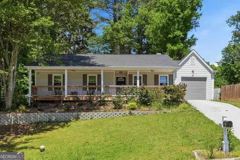 874 Fox Valley Dr, Stone Mountain, GA 30088