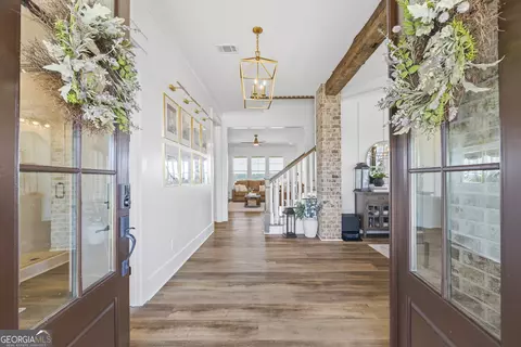 Entry Way - 3883 Bold Springs Rd, Monroe, GA 30656 photo 2 of 7