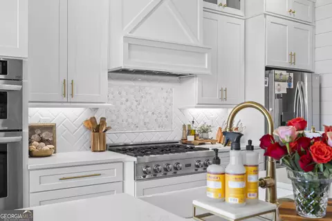 Kitchen - 3883 Bold Springs Rd, Monroe, GA 30656 photo 10 of 10