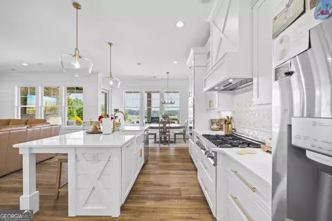 Kitchen - 3883 Bold Springs Rd, Monroe, GA 30656 photo 7 of 10