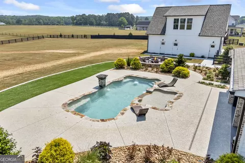 Exterior - 3883 Bold Springs Rd, Monroe, GA 30656 photo 17 of 27