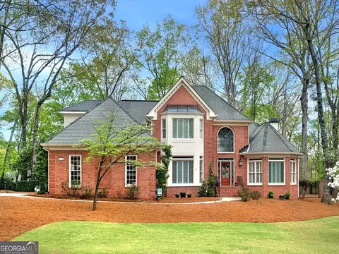210 Wicklawn Way, Roswell, GA 30076