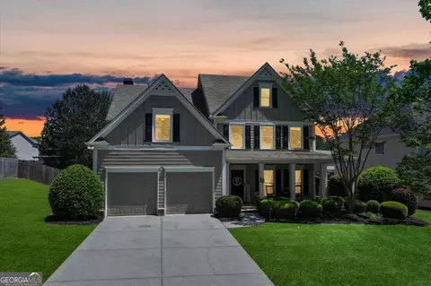 125 Fallen Oak Dr, Dallas, GA 30132