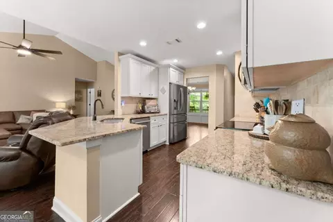 675 Oconee Ln, Commerce, GA 30529 photo 16