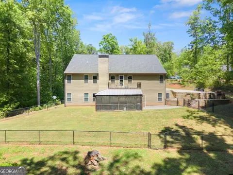 675 Oconee Ln, Commerce, GA 30529 photo 5