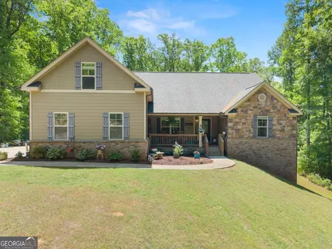 675 Oconee Ln, Commerce, GA 30529