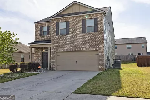 2084 Sawgrass Dr, Hampton, GA 30228