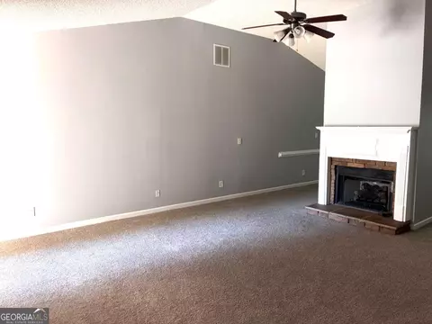 317 Peachtree Cir, Hampton, GA 30228 photo 7