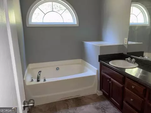 317 Peachtree Cir, Hampton, GA 30228 photo 13