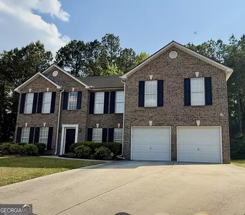 5769 Fairington Farms Ct, Lithonia, GA 30038