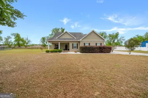 1615 Colony Ln, Brooklet, GA 30415