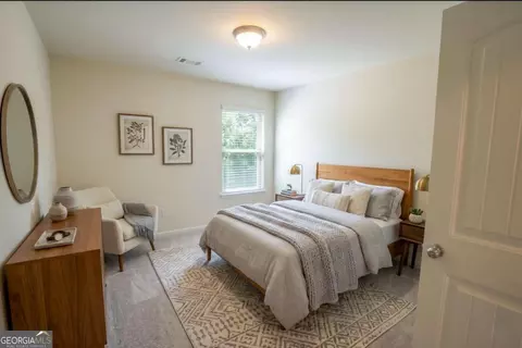Bedroom - 7621 Bowhead Ct, Fairburn, GA 30213 photo 8 of 12