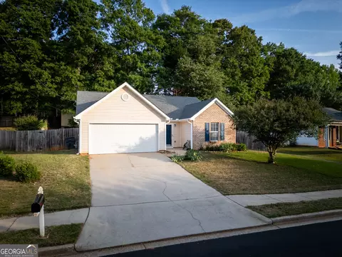 481 Sarahs Ln, Locust Grove, GA 30248